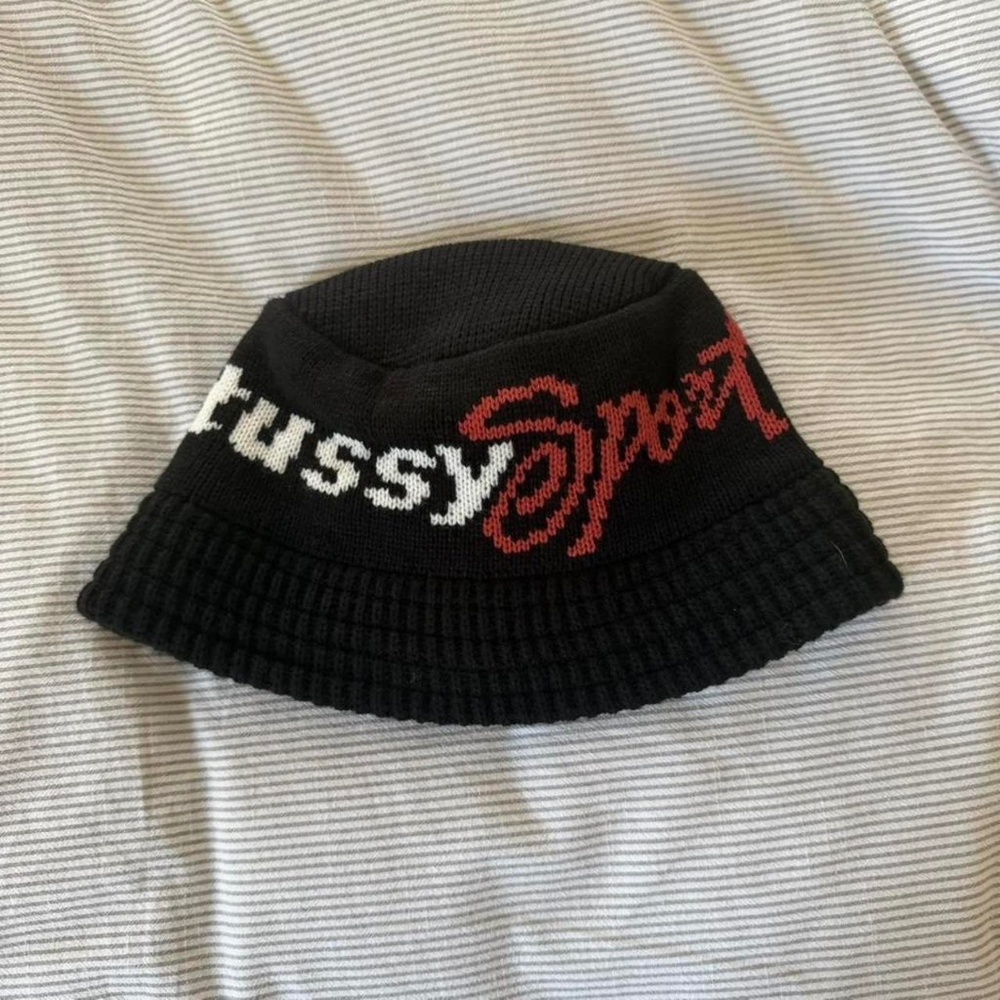 STUSSY Knit Black Bucket Hat